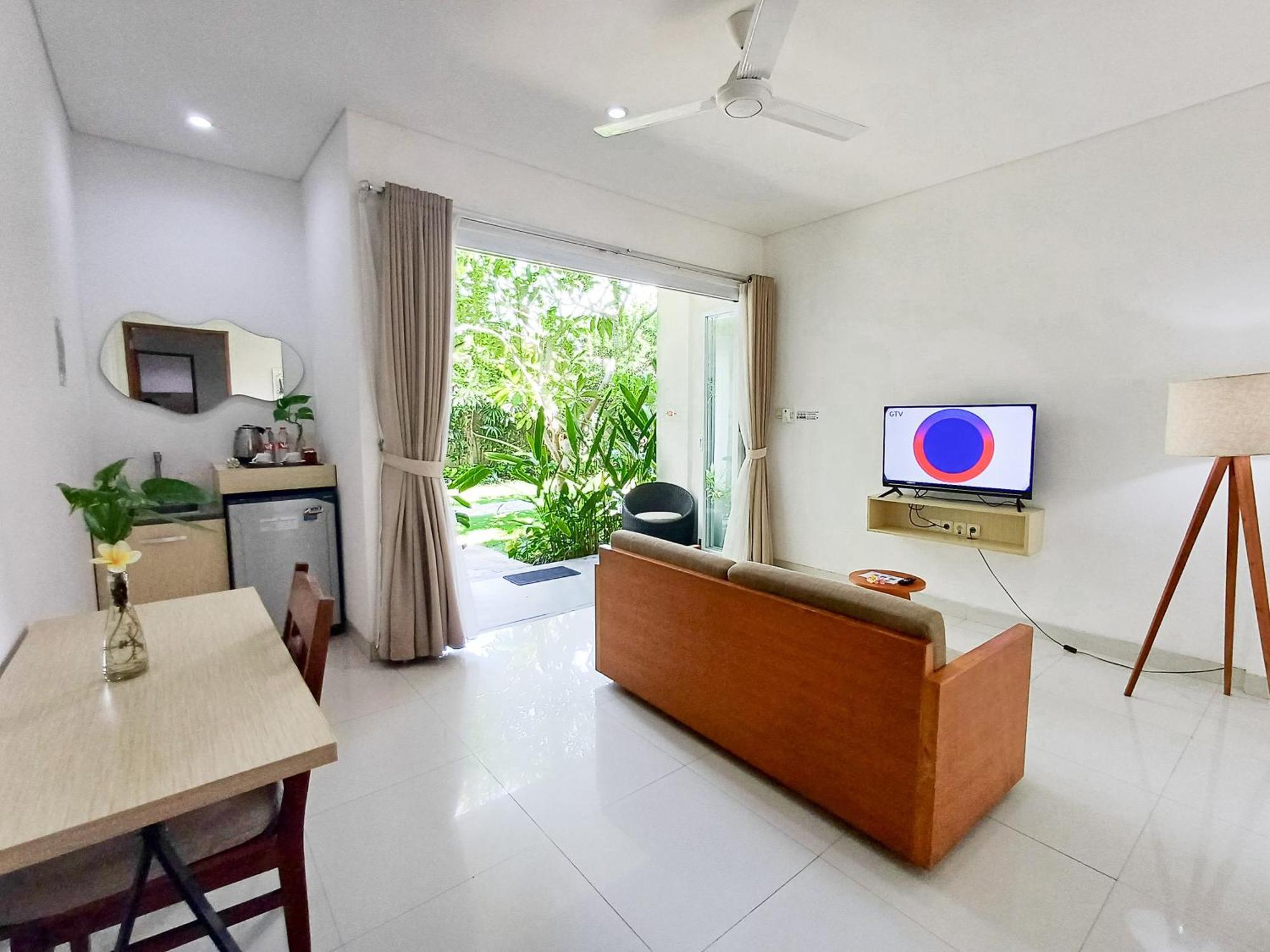 Harmony Beach Suite Seminyak  Exterior photo