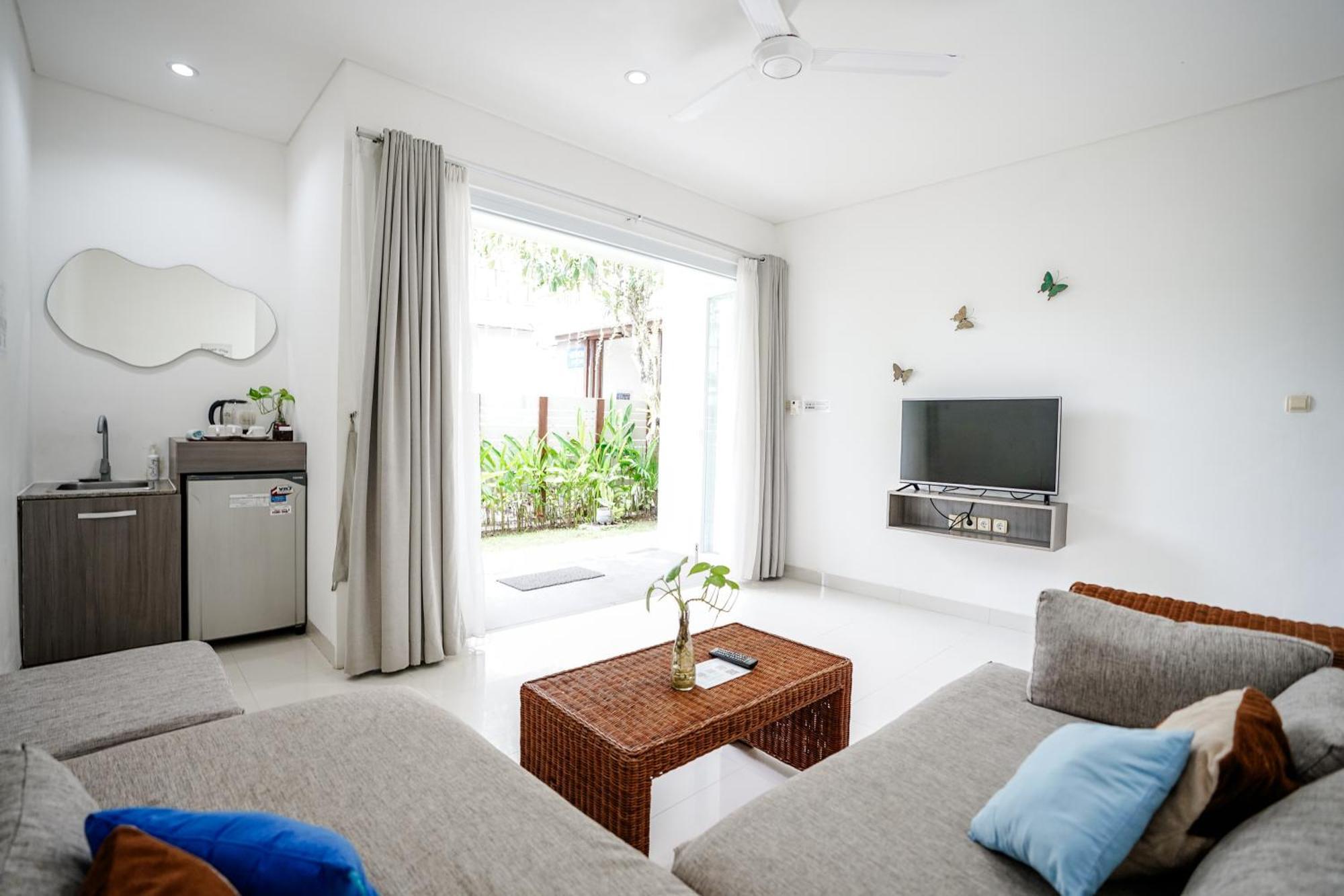Harmony Beach Suite Seminyak  Exterior photo