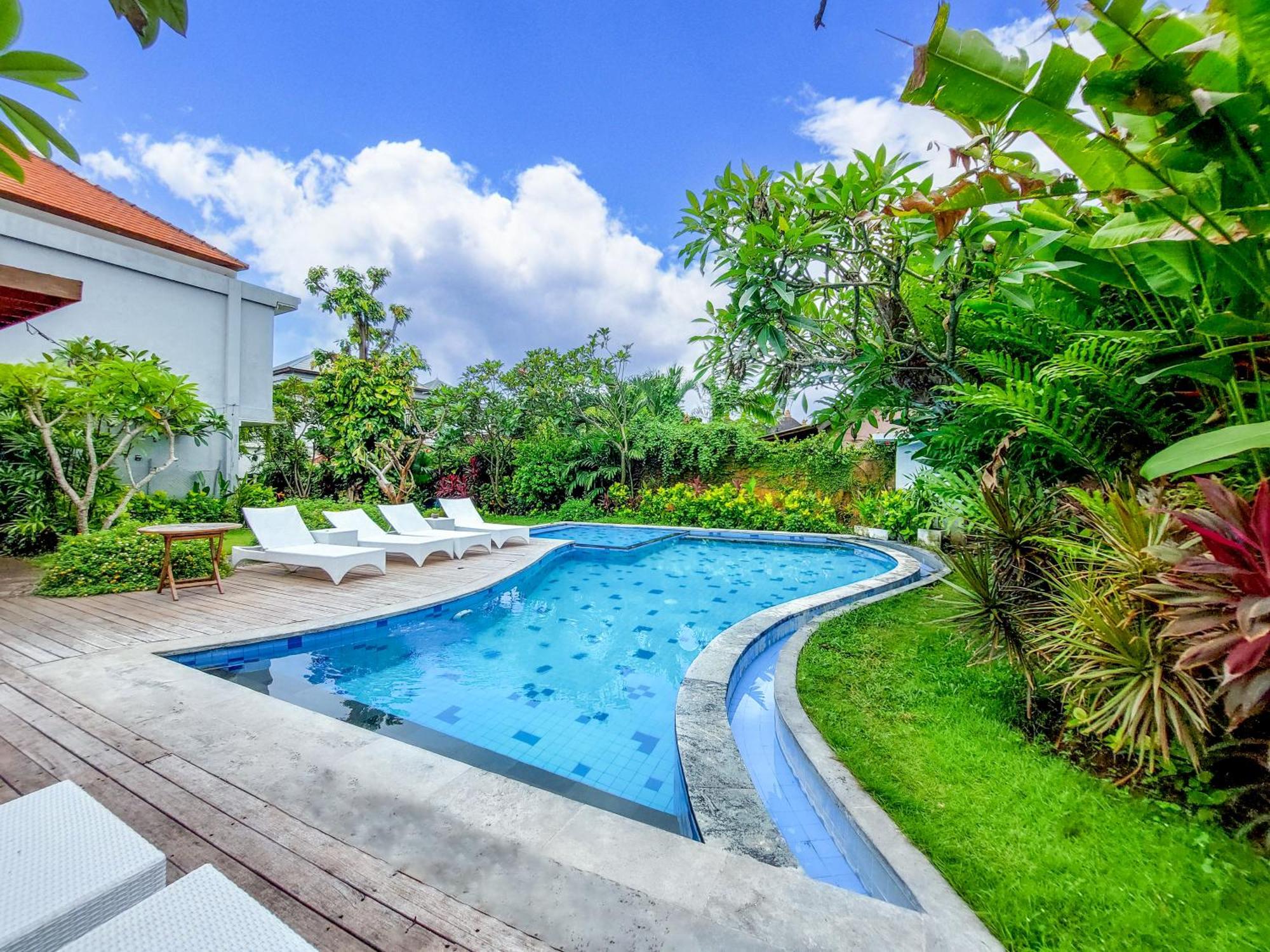 Harmony Beach Suite Seminyak  Exterior photo